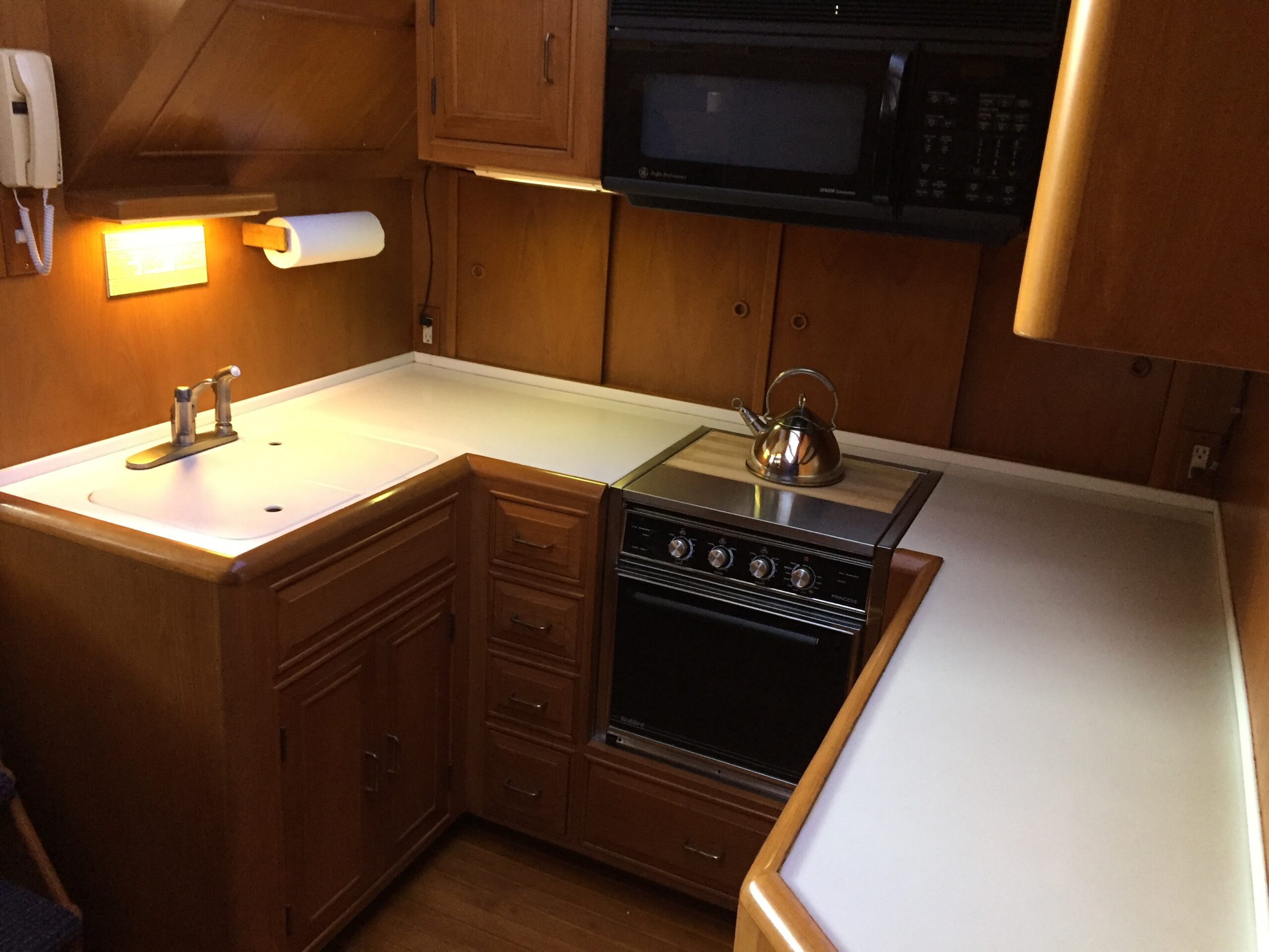 1988 48′ Camargue Yacht Fisher