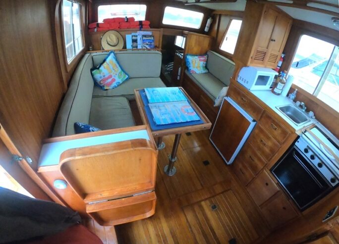 1977 34′ CHB Trawler Double Cabin W New Decks