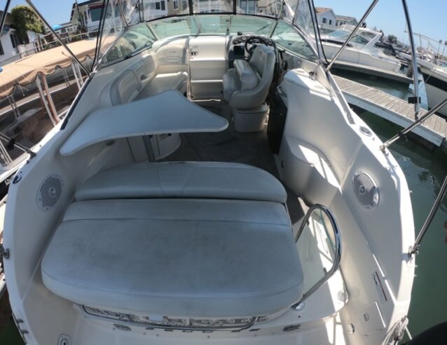 2007 26′ Maxum 2600 Express Cruiser w Bow Thruster, Trailer