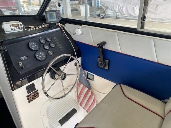 1994 28′ Bayliner Ciera Express Classic