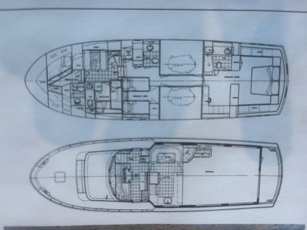 1986 70′ Hatteras 70 Cockpit Motor