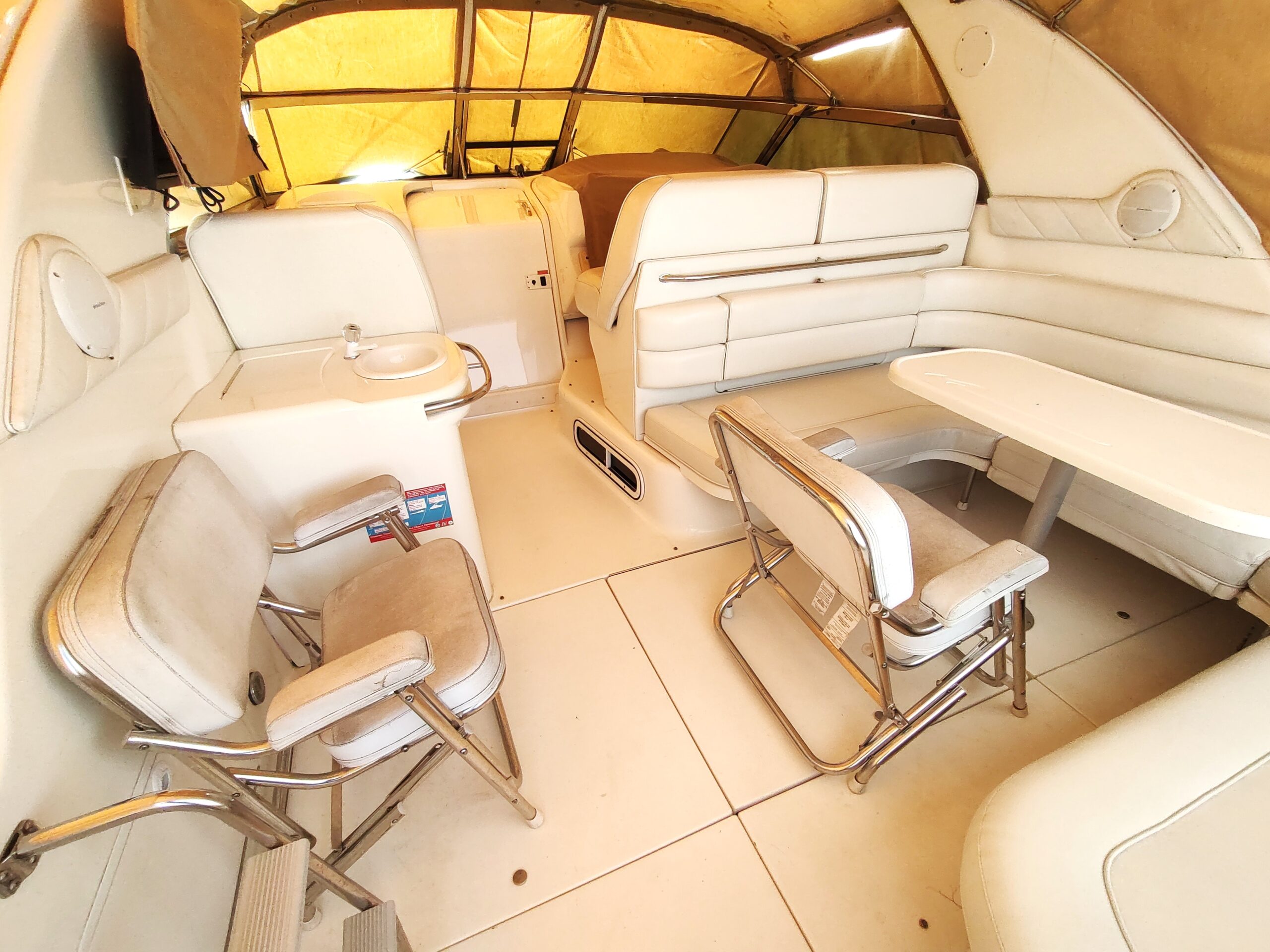 1996 37′ SEA RAY 370 SUNDANCER