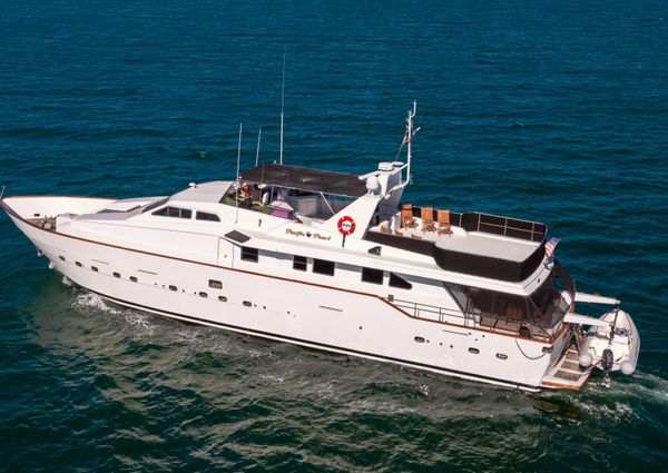 1990 97′ Azimut Motor Yacht