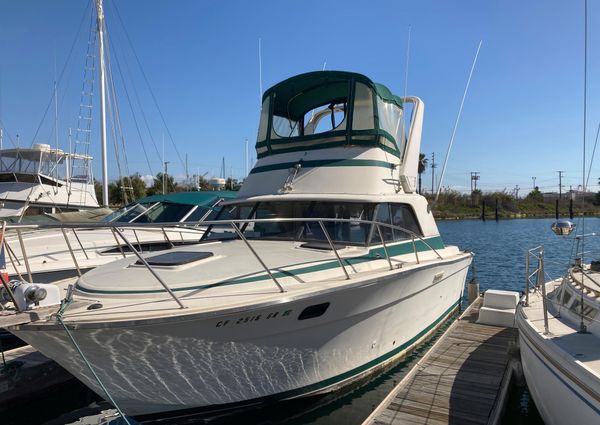1979 31′ Silverton 31 Convertible