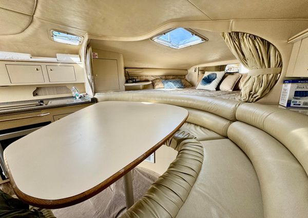 1998 31′ Sea Ray Sundancer 310