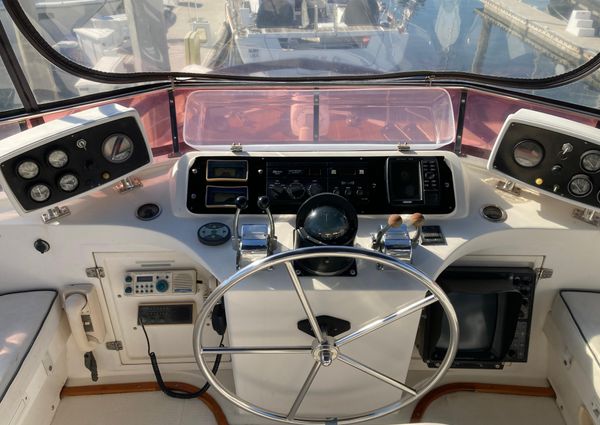 1985 40′ Spindrift SUNDECK TRAWLER