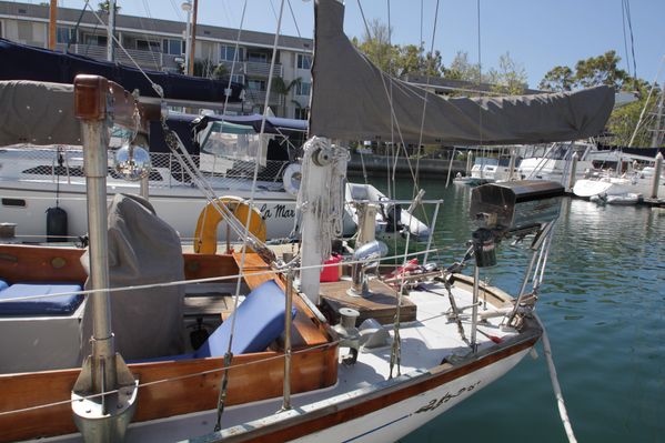 1968 40′ Cheoy Lee Offshore 40