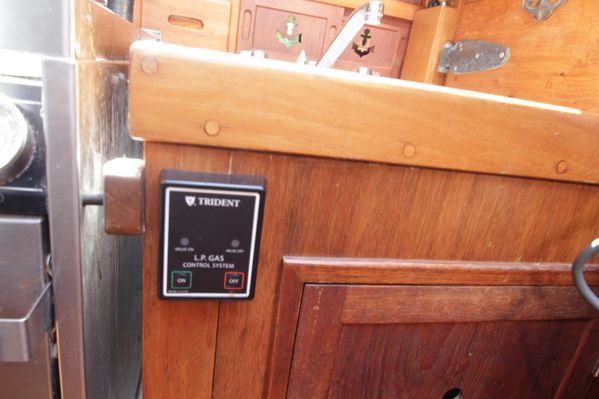 1968 40′ Cheoy Lee Offshore 40