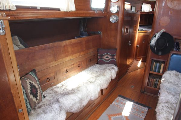 1968 40′ Cheoy Lee Offshore 40