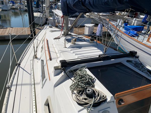 1986 31′ Hunter 31