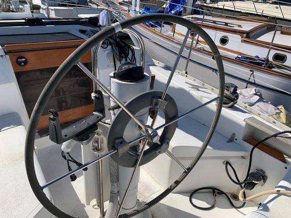 1986 31′ Hunter 31