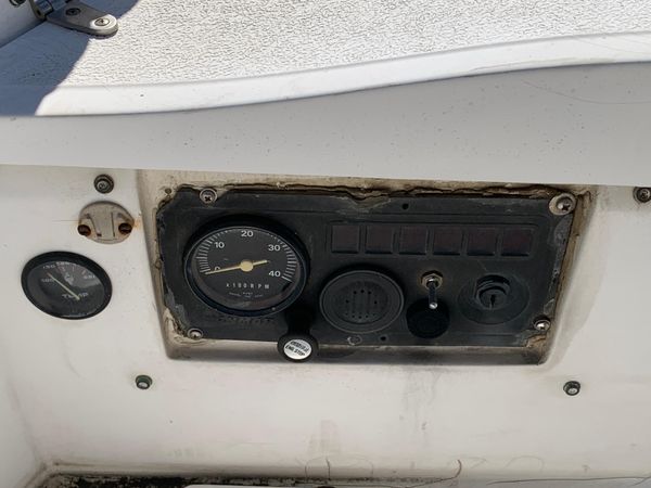 1986 31′ Hunter 31