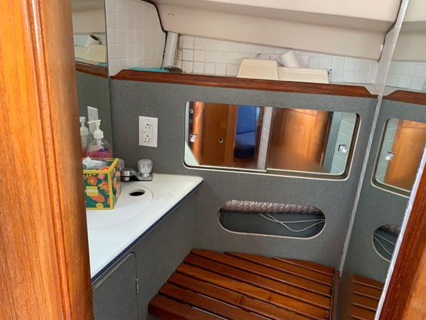 1986 31′ Hunter 31