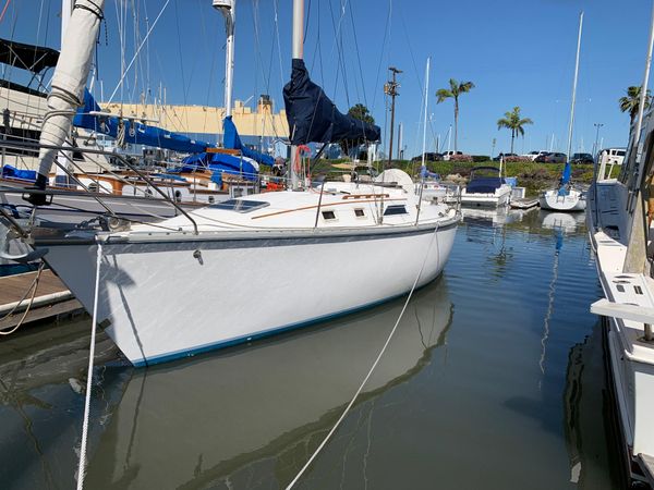 1986 31′ Hunter 31