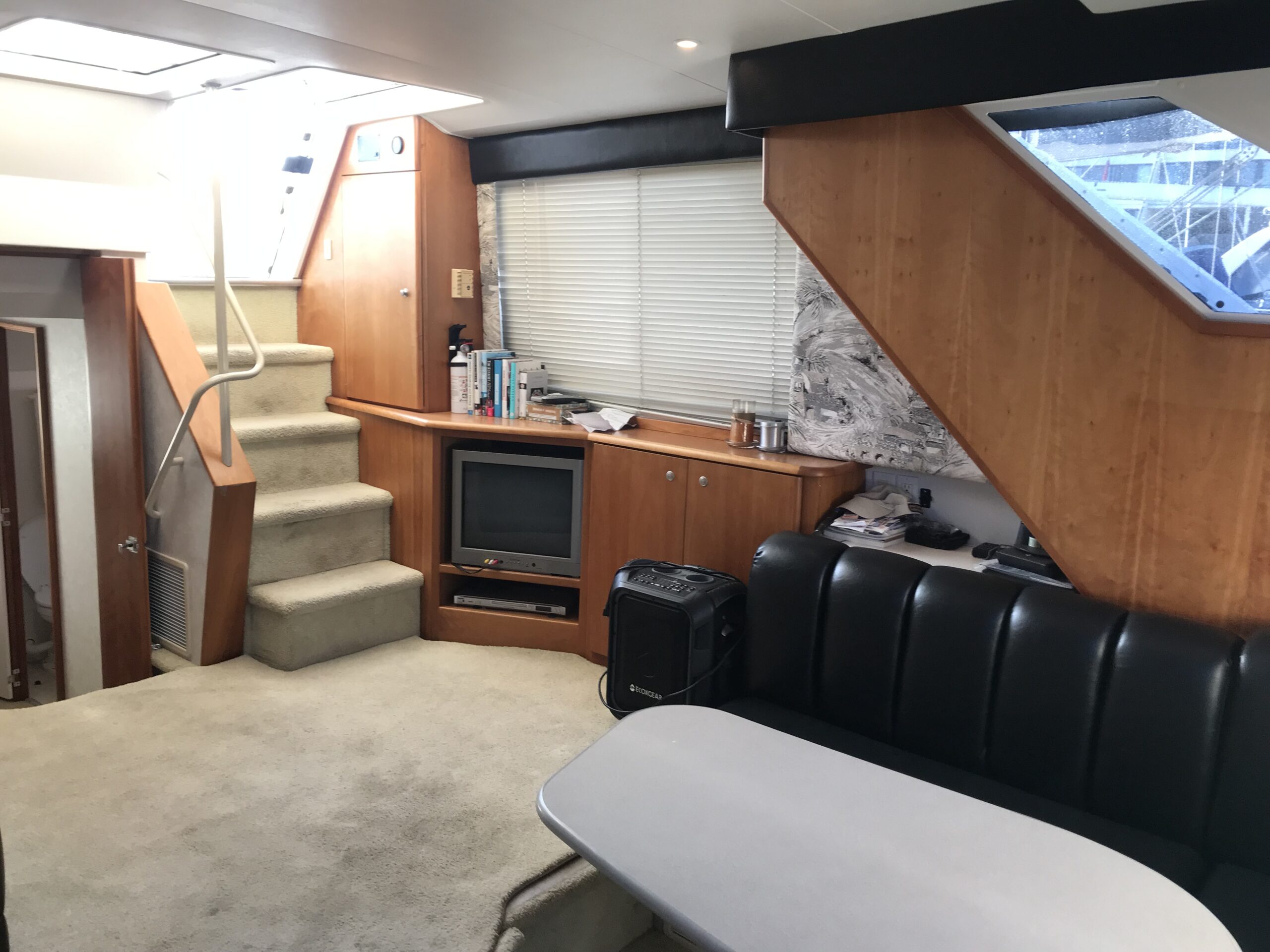 1997 37′ Silverton 372