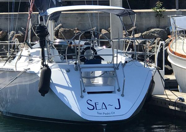 1987 37′ Hunter 37.5