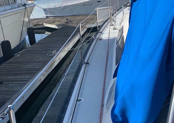 1983 54′ Hunter 54