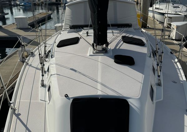 2003 35′ Catalina 350