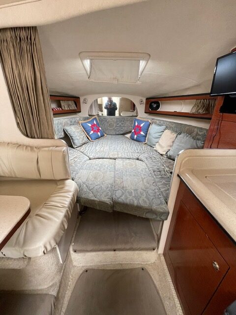 2004 31′ Sundancer 280