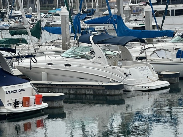 2004 31′ Sundancer 280