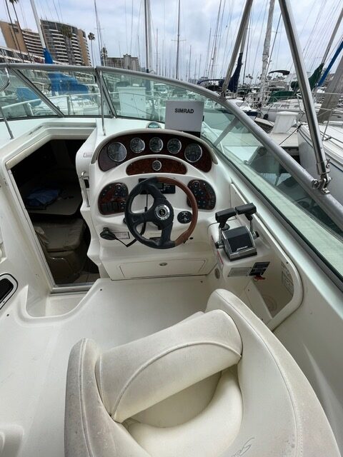 2004 31′ Sundancer 280