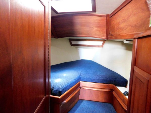 1985 30′ Ericson 30 Plus