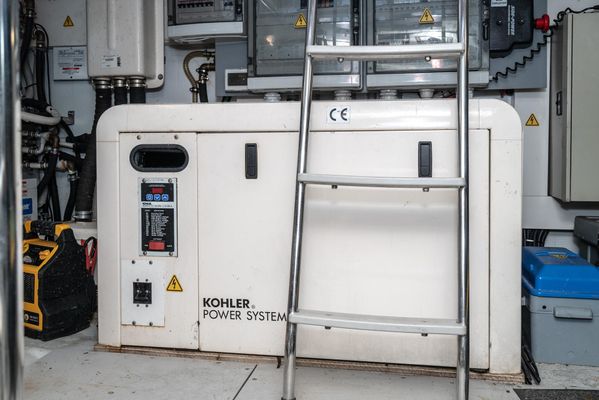 2007 62′ Azimut SDMY