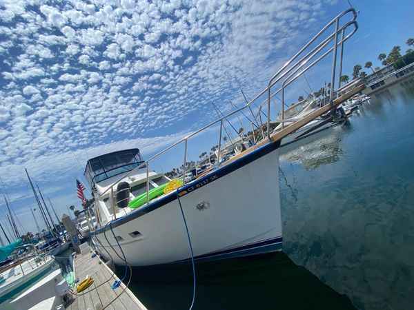 1970 45′ Matthews 45 Sportfish