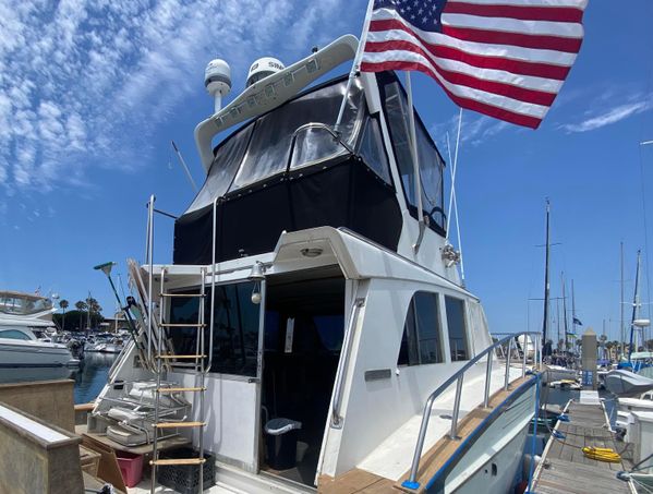 1970 45′ Matthews 45 Sportfish