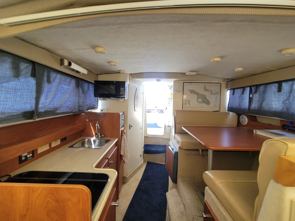 2005 28′ Bayliner 2859 Classic