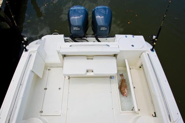 2009 30′ Seaswirl Striper 2901 Walkaround O/B