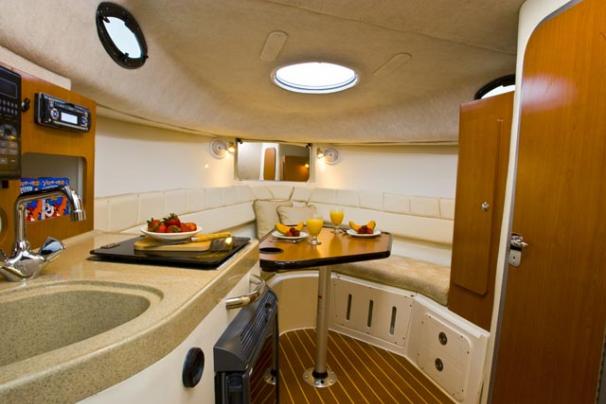 2009 30′ Seaswirl Striper 2901 Walkaround O/B