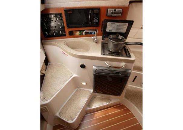2009 30′ Seaswirl Striper 2901 Walkaround O/B