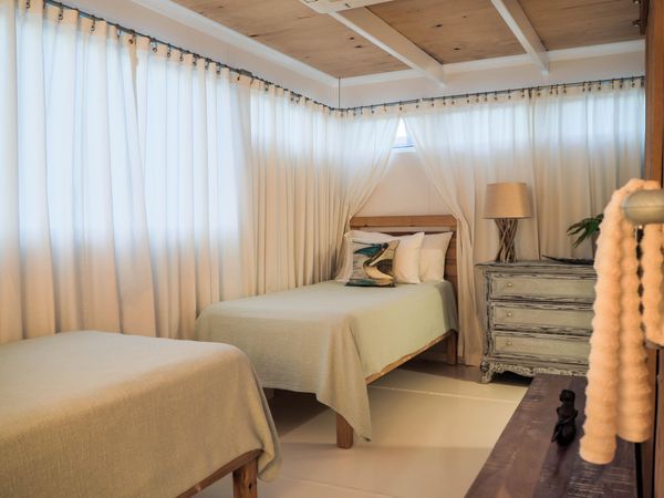 2012 48′ Houseboat Custom Floating Home