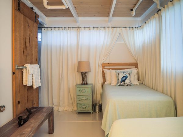 2012 48′ Houseboat Custom Floating Home