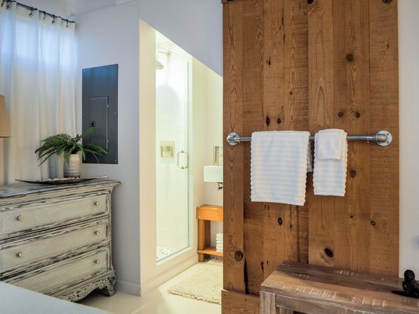 2012 48′ Houseboat Custom Floating Home