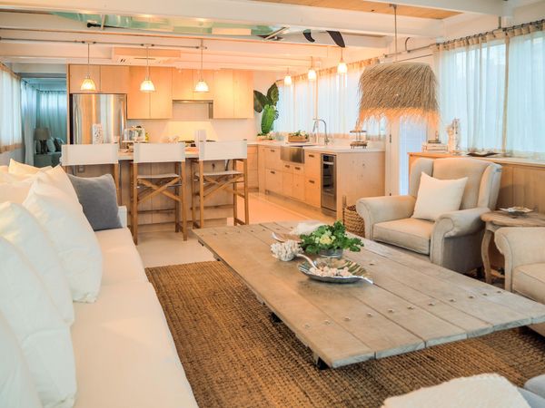 2012 48′ Houseboat Custom Floating Home