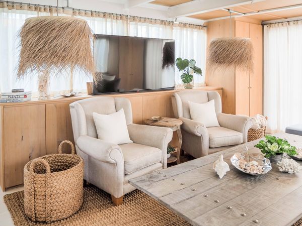 2012 48′ Houseboat Custom Floating Home