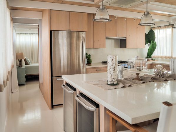 2012 48′ Houseboat Custom Floating Home