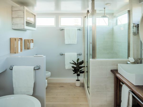 2012 48′ Houseboat Custom Floating Home