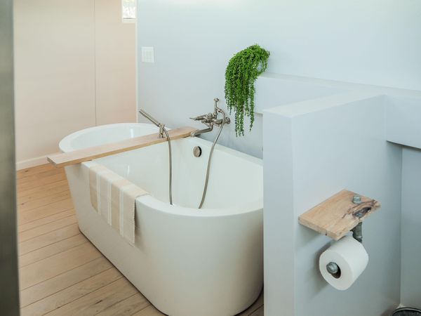 2012 48′ Houseboat Custom Floating Home