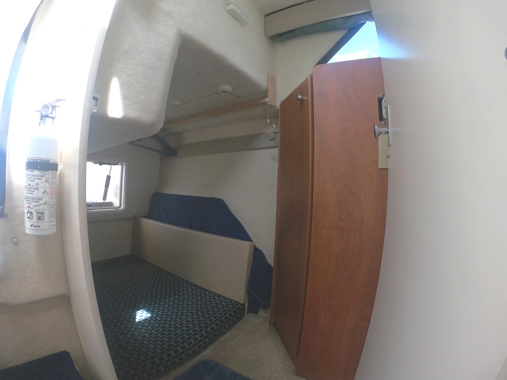 2005 28′ Bayliner 2859 Classic