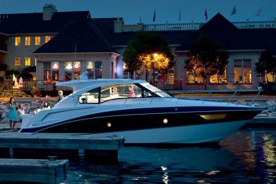 2015 41′ Cruisers Yachts 41 Cantius