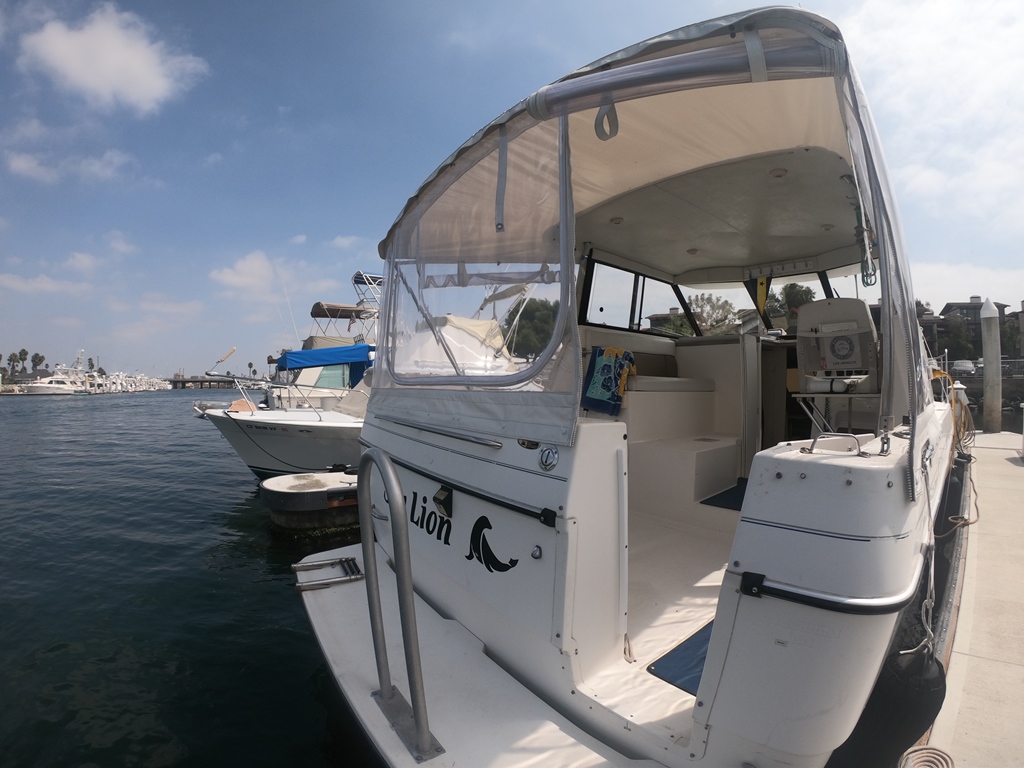 2005 28′ Bayliner 2859 Classic