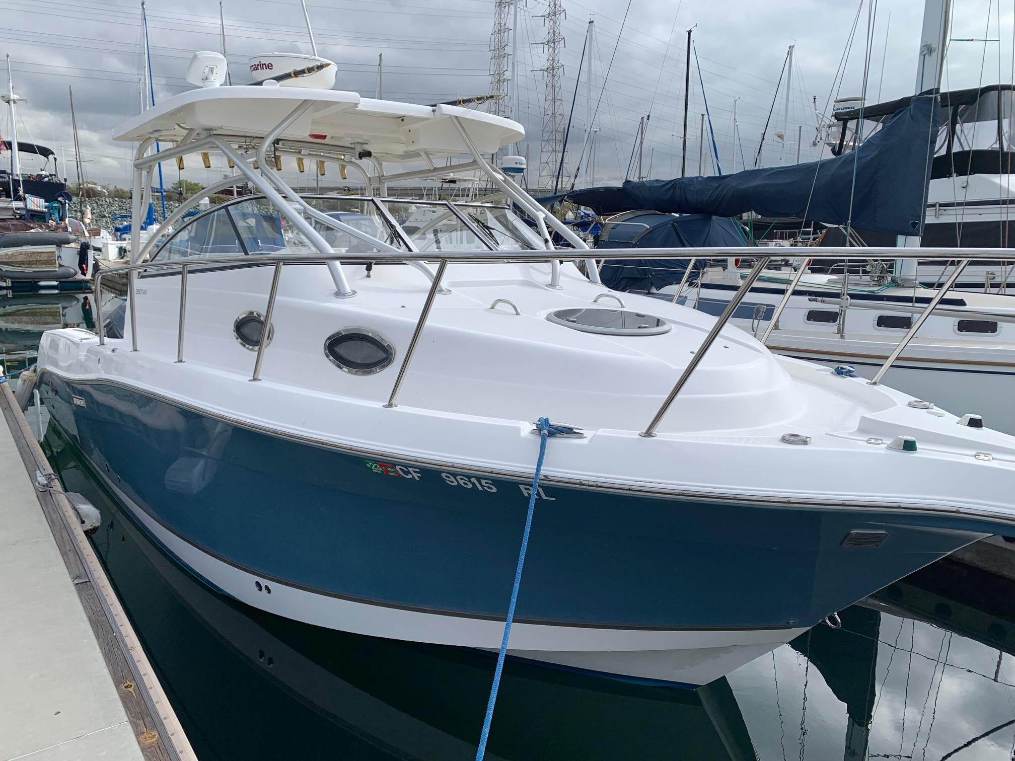 2009 30′ Seaswirl Striper 2901 Walkaround O/B