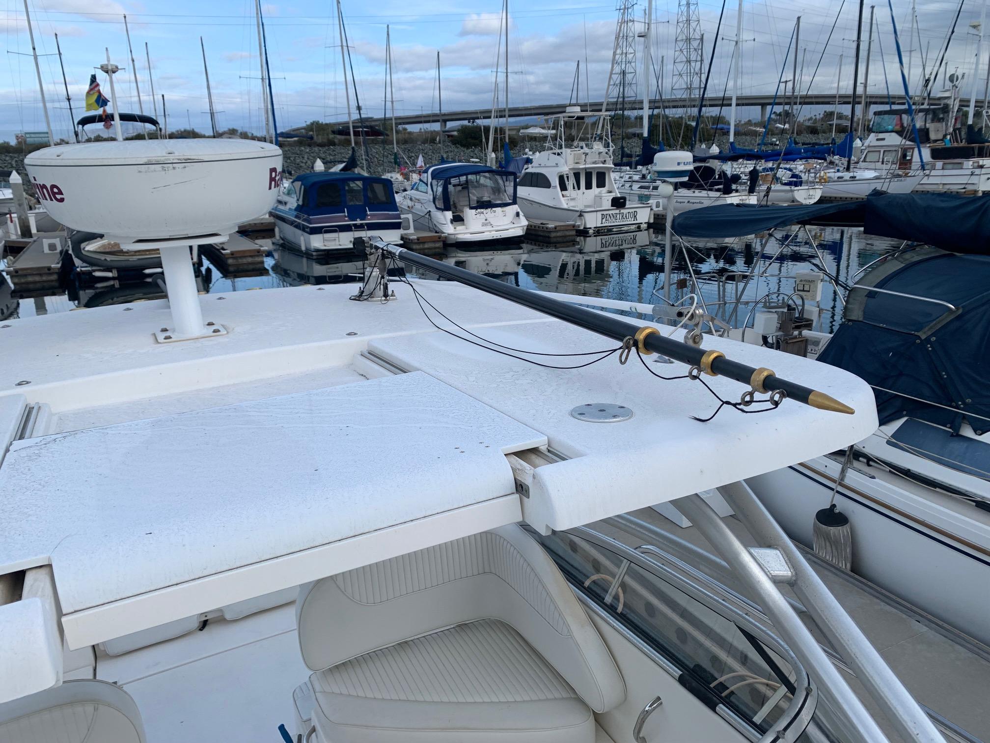 2009 30′ Seaswirl Striper 2901 Walkaround O/B