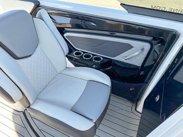 2001 25′ Yamaha Boats 252 SE