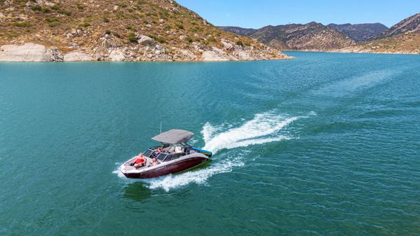 2001 25′ Yamaha Boats 252 SE