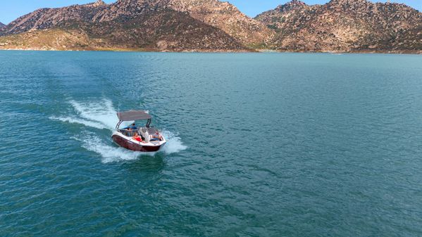 2001 25′ Yamaha Boats 252 SE