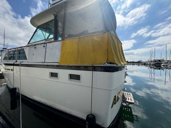 1979 43′  Hatteras 43 Double Cabin